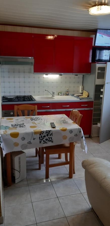 Studio Pres Du Lac D'Annecy Seythenex Esterno foto